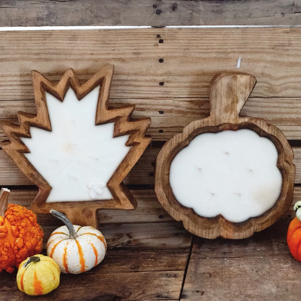 Fall Leaf wooden dough bowl candle